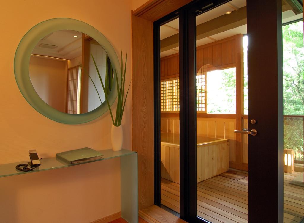 Отель Hakone Tokinoshizuku Экстерьер фото A modern onsen